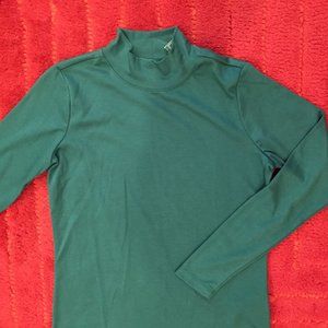 LL BEAN Pima Mock Turtle Wmn XS Green for Holidays